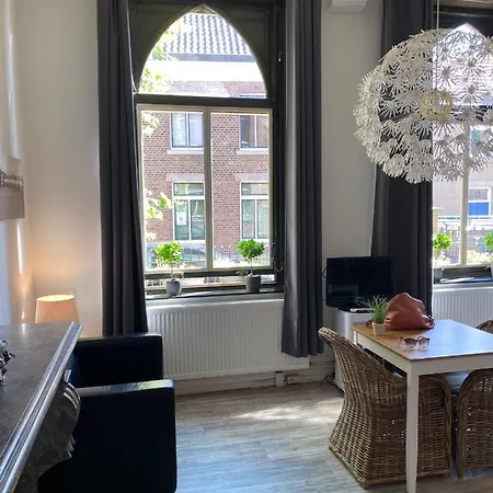 Klooster Mariadal - Borgharen Bed & Breakfast *