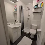 Alojamento de Acomodação e Pequeno-almoço Klooster Mariadal Maastricht